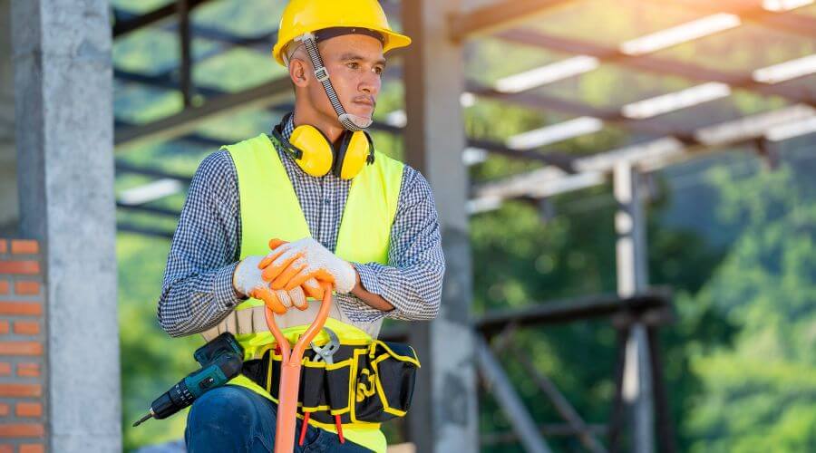 Professional gutter cleaning in Brayton, IA